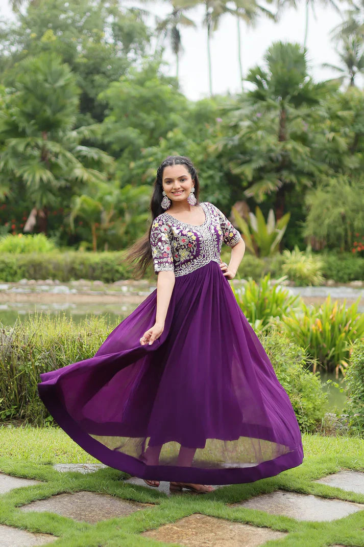 PREMIUM DESIGNER GOWN PFAB130) (01)