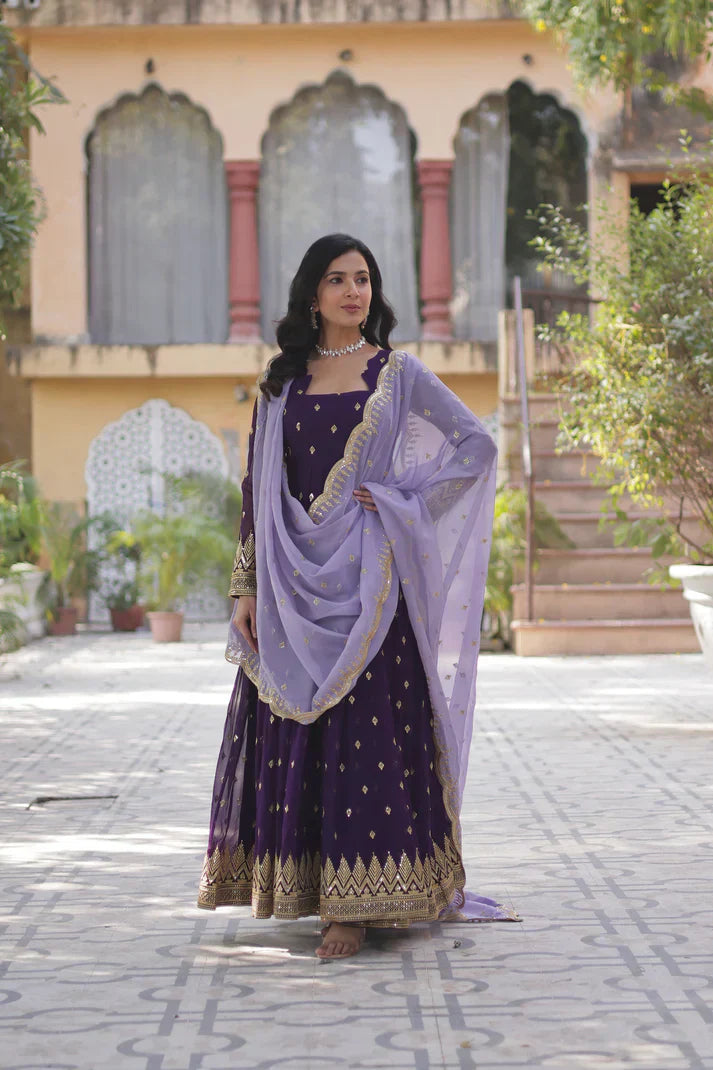 FAUX BLOOMING EMBROIDERED GOWN WITH DUPATTAPFAB190)