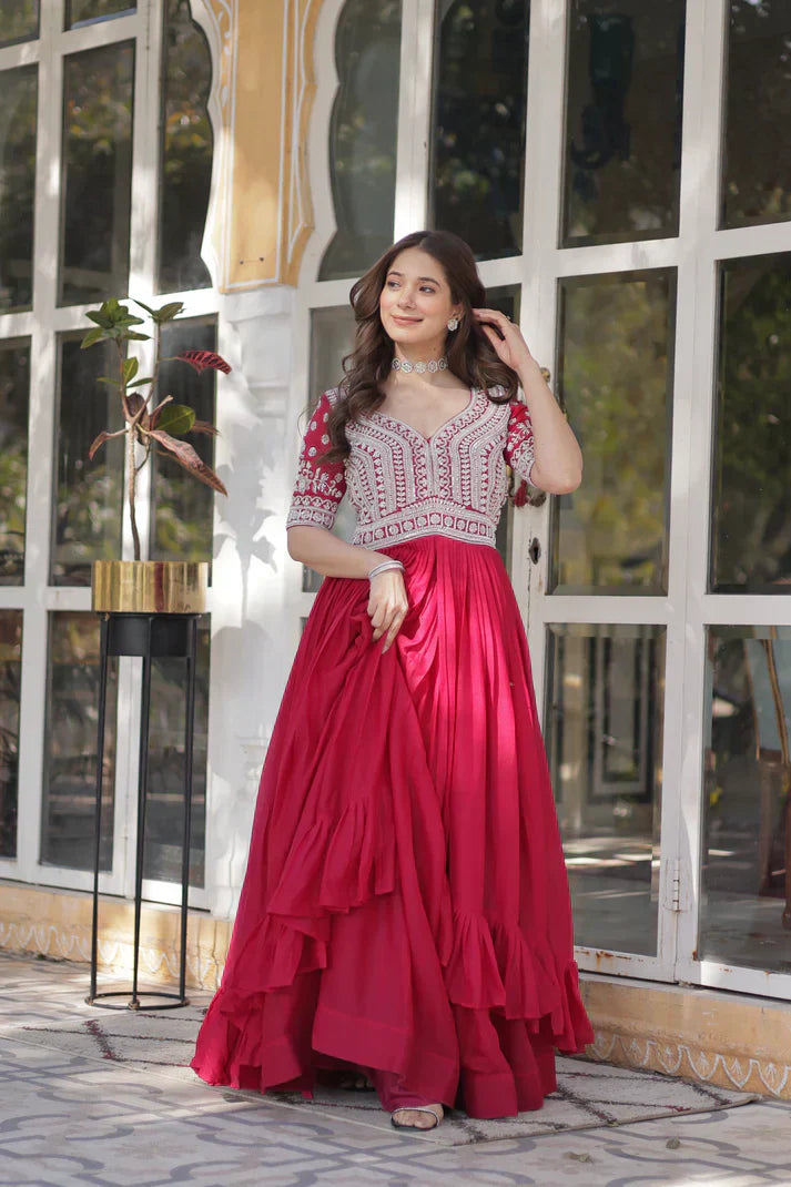 STAR GEORGETTE BEADS EMBROIDARY KURTI WITH LEHENGAPFAB187)