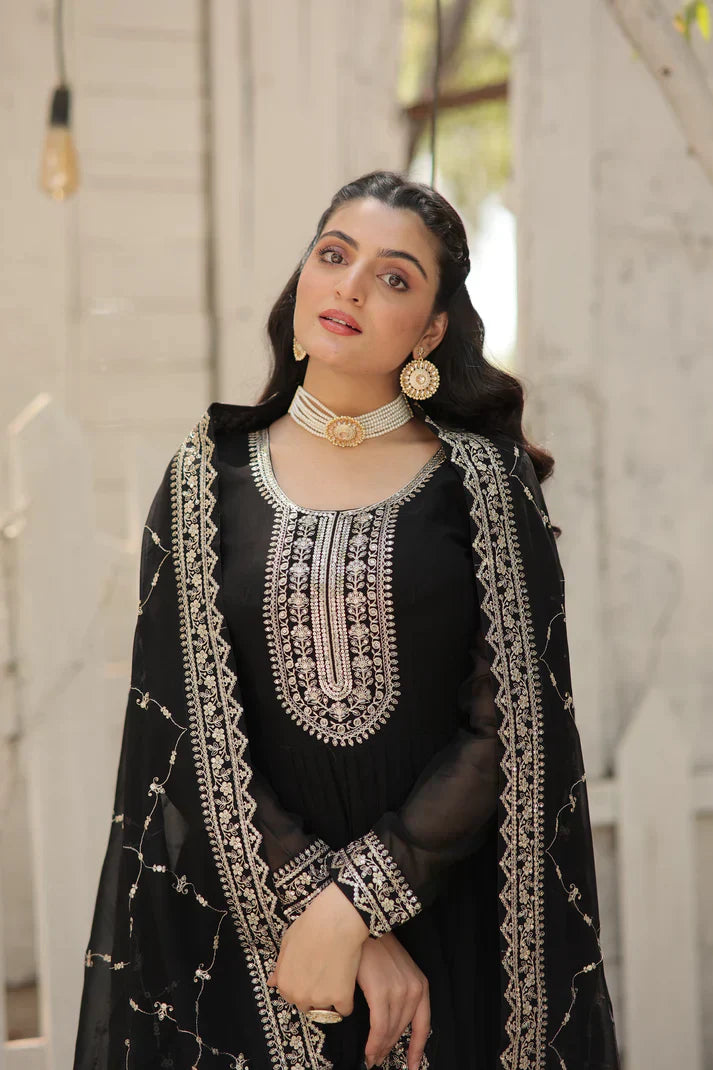 PREMIUM DESIGNER GOWN WITH DUPATTAPFAB103) (02)