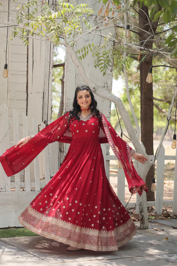 PREMIUM DESIGNER GOWN WITH DUPATTAPFAB124) (01)