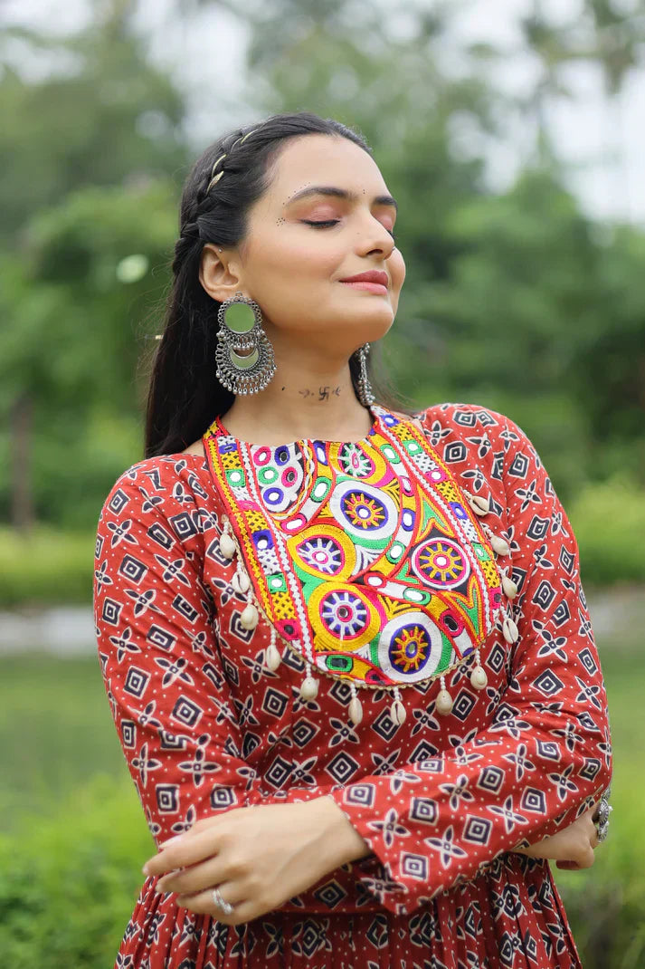 NAVRATRI SPECIAL COTTON GAMTHI PATCH WORK GOWN PFAB149) (01)