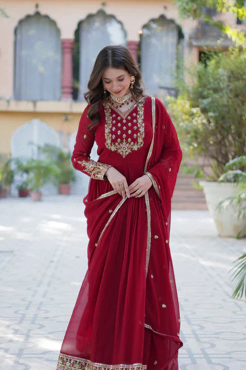 WEDDING SPECIAL BLOOMING GEORGETTE RICH SEQUANCE EMBROIDERED GOWN WITH DUPATTAPFAB108) (01)