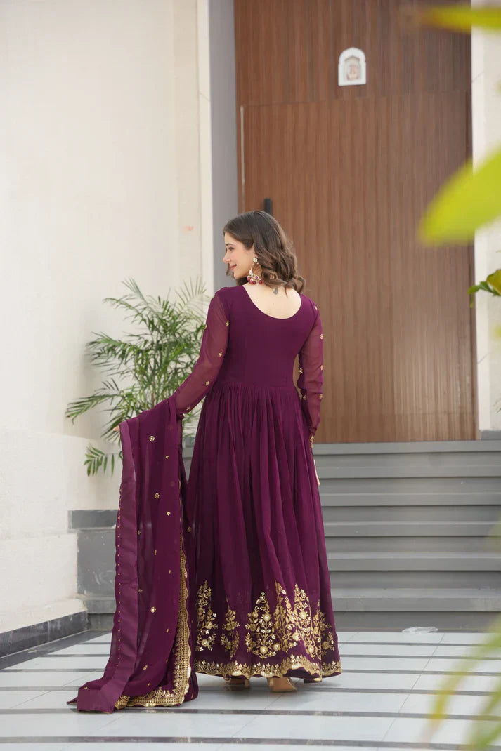 FAUX GEORGETTE SEQUANCE EMBROIDERED GOWN WITH DUPATTAPFAB191)