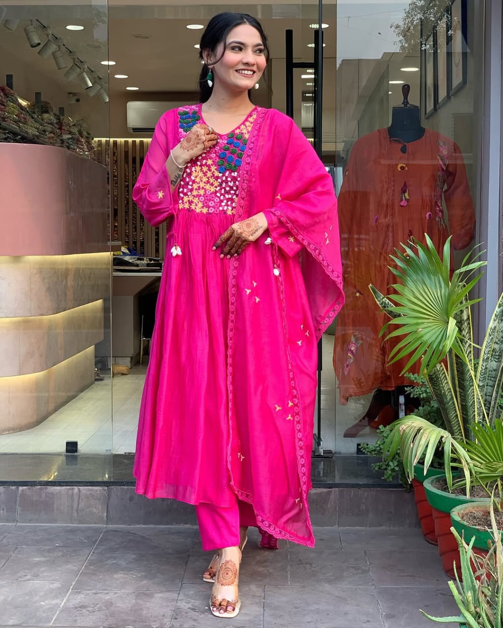 Pure Cotton60-60 super dyeing kurta with beautiful emb neck yoke  selves. cotton pant with emb full malmal dupatta. (PFAB161)