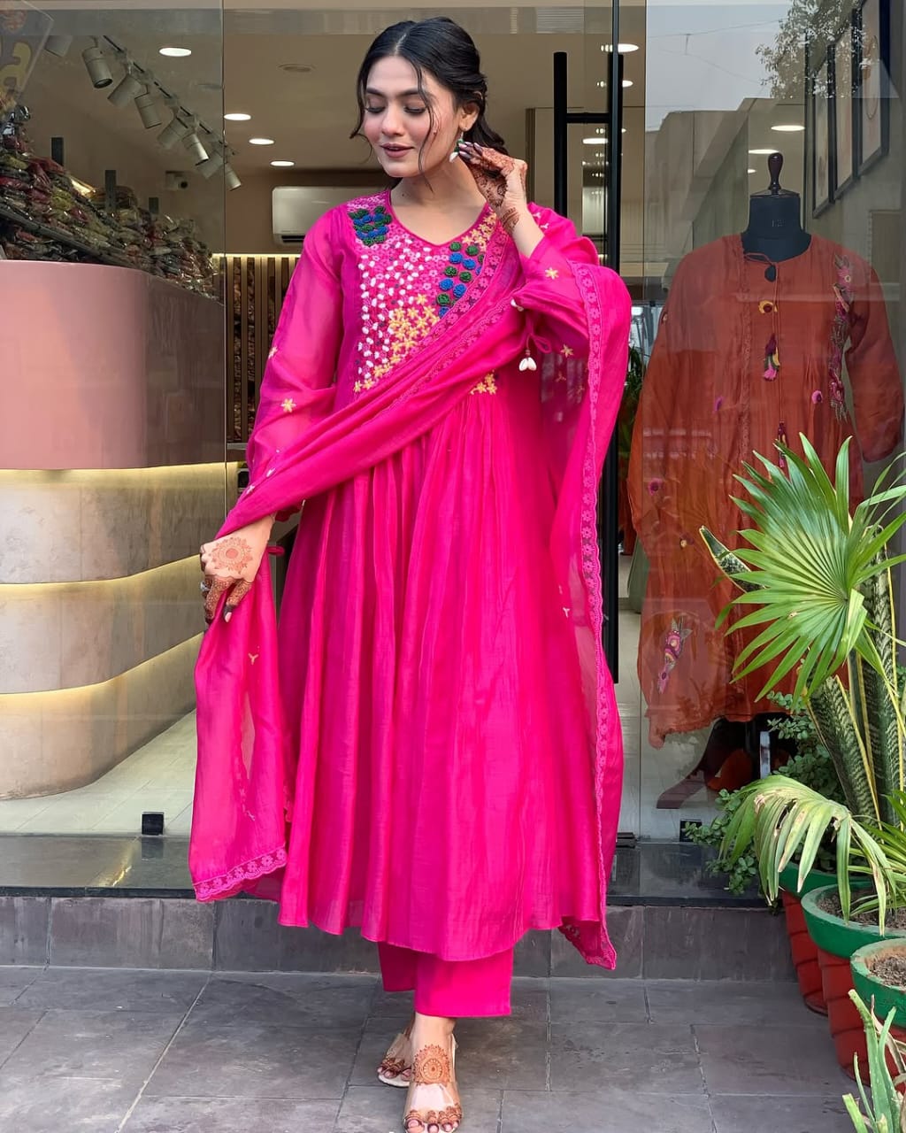 Pure Cotton60-60 super dyeing kurta with beautiful emb neck yoke  selves. cotton pant with emb full malmal dupatta. (PFAB161)