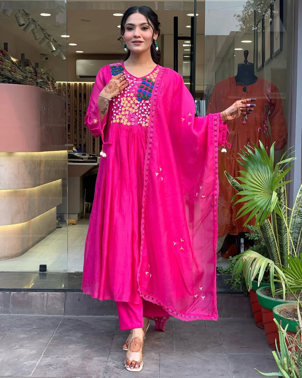 Pure Cotton60-60 super dyeing kurta with beautiful emb neck yoke  selves. cotton pant with emb full malmal dupatta. (PFAB161)