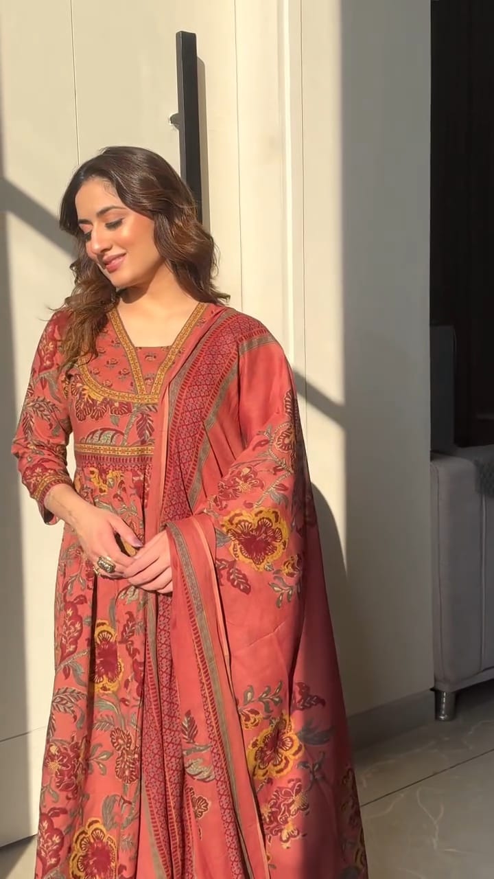 Premium cotton Anarkali suit set with hand work detailing on yoke paired with matching pant and full dupatta.(PFAB160)