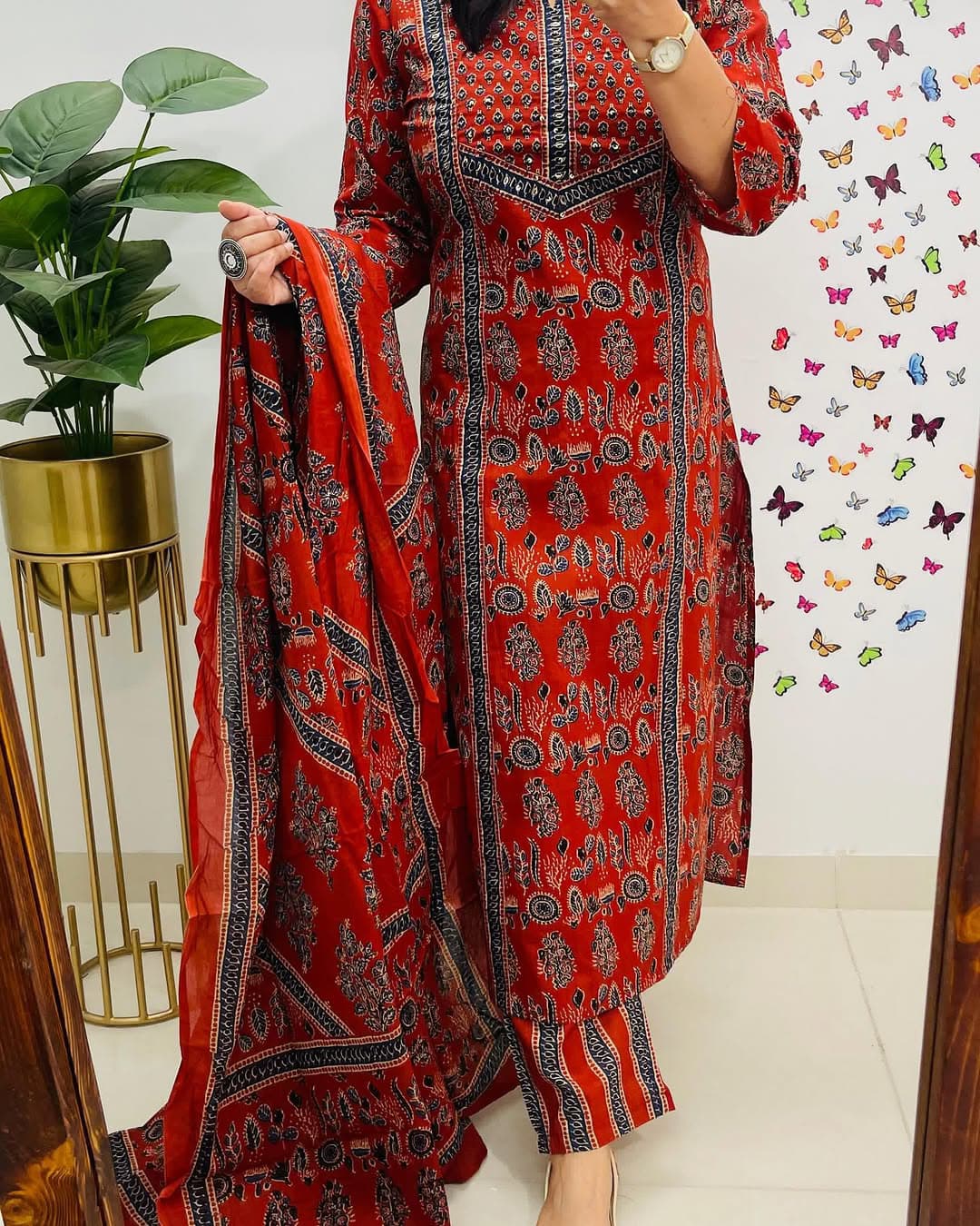 ❤️❤️❤️❤️❤️❤️❤️❤️*NEW COLOUR LUNCHING Voluminous Beutiful Suit Set(PFAB1403)