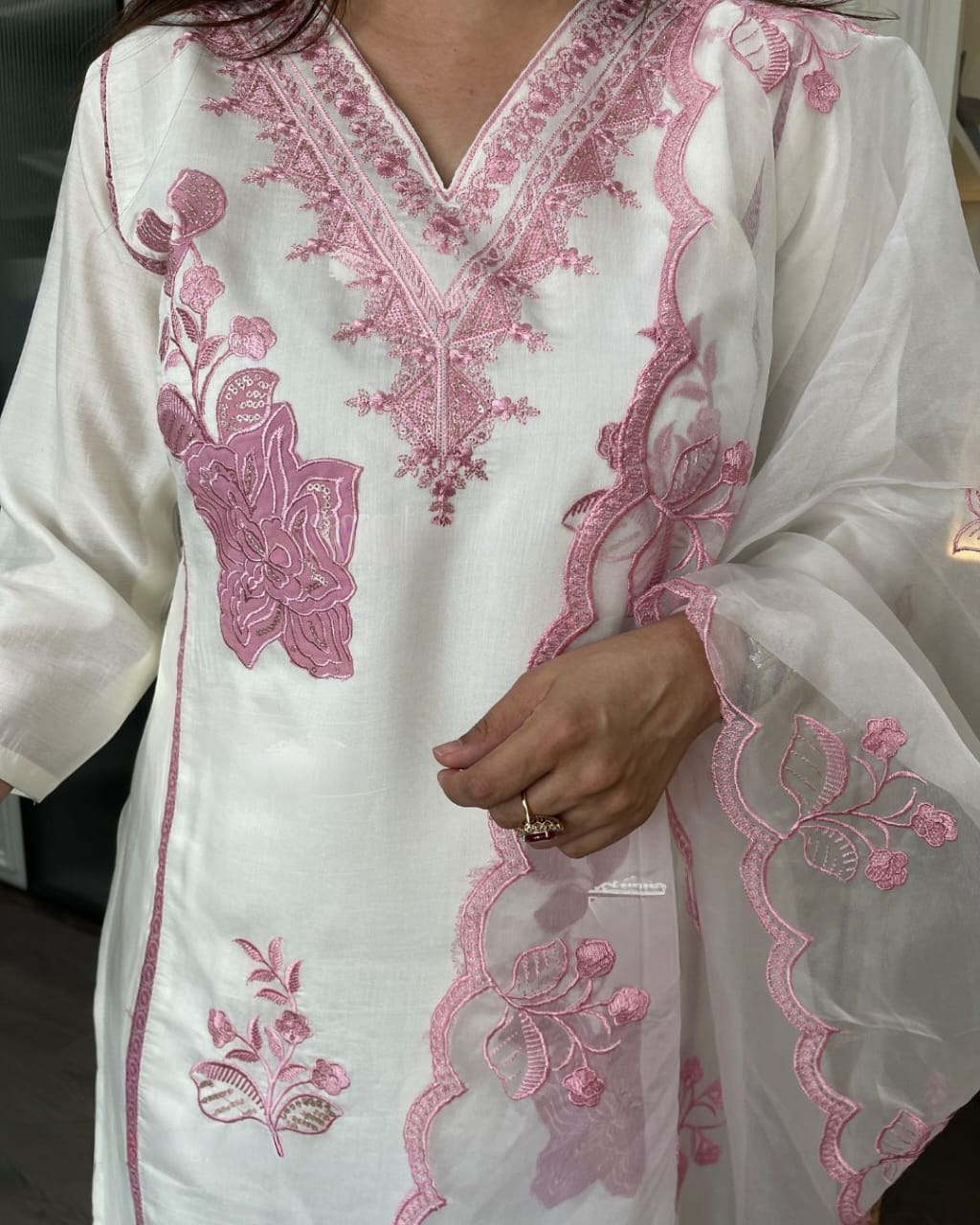 Beautiful cotton fabric kurti pant and dupatta.(PFAB1405)