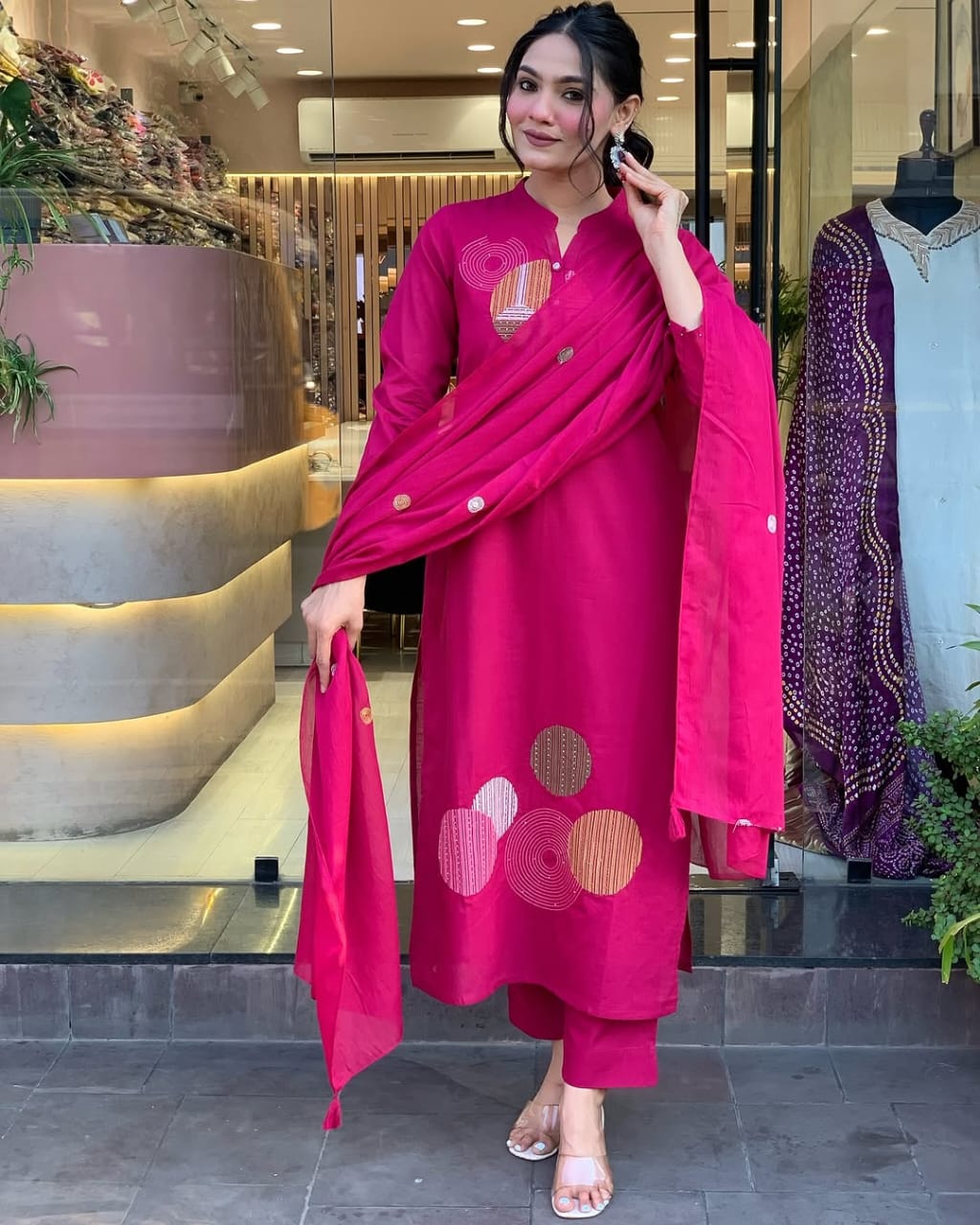 This Kurti,pant dupatta set is perfect for the summer season with its vibrant floral print and confident (PFAB1406)