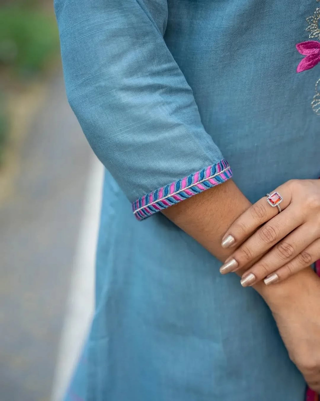 Handloom cotton embroidered kurti paired with handloom embroidered Cotton(PFAB1420)