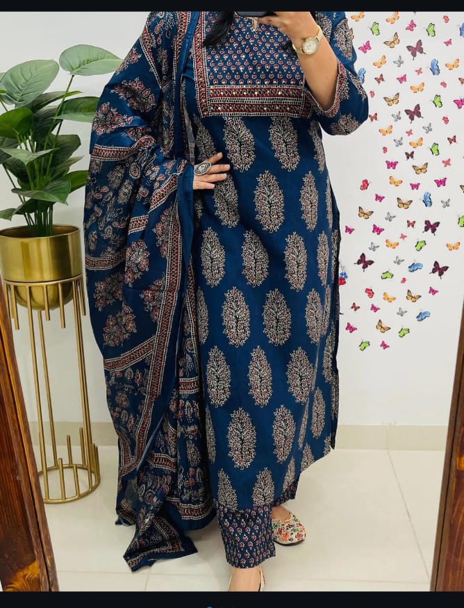 🌹🌹Pure fine Cotton fabric  Kurti with Pant with cotton 100-100 Dupatta🌹🌹Nack Hand work(PFAB1426)