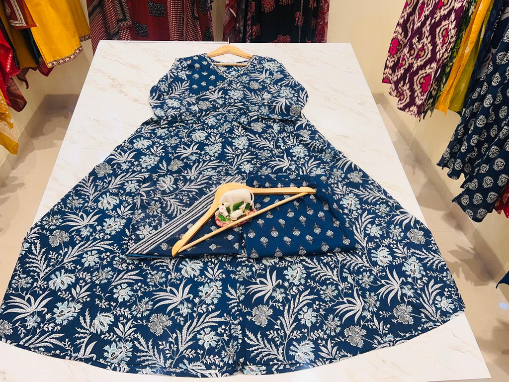 New Anarkali kurta set with Angrakha style (PFAB1451)