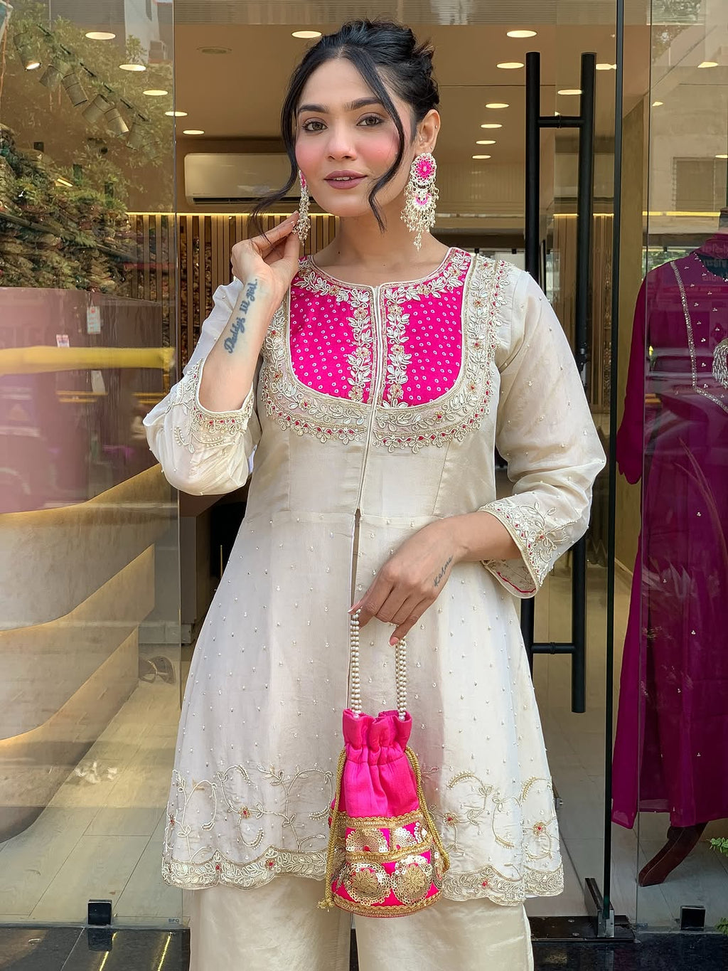 Roman-Silk  Coding Sequence Embroidered (PFAB1163)