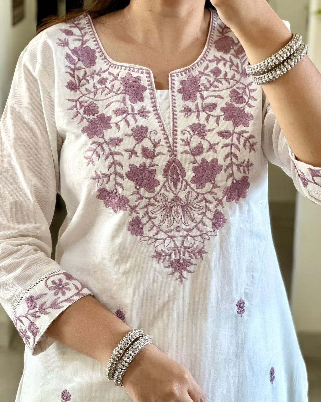 White ishq perfect for all type occasion (PFAB1485)