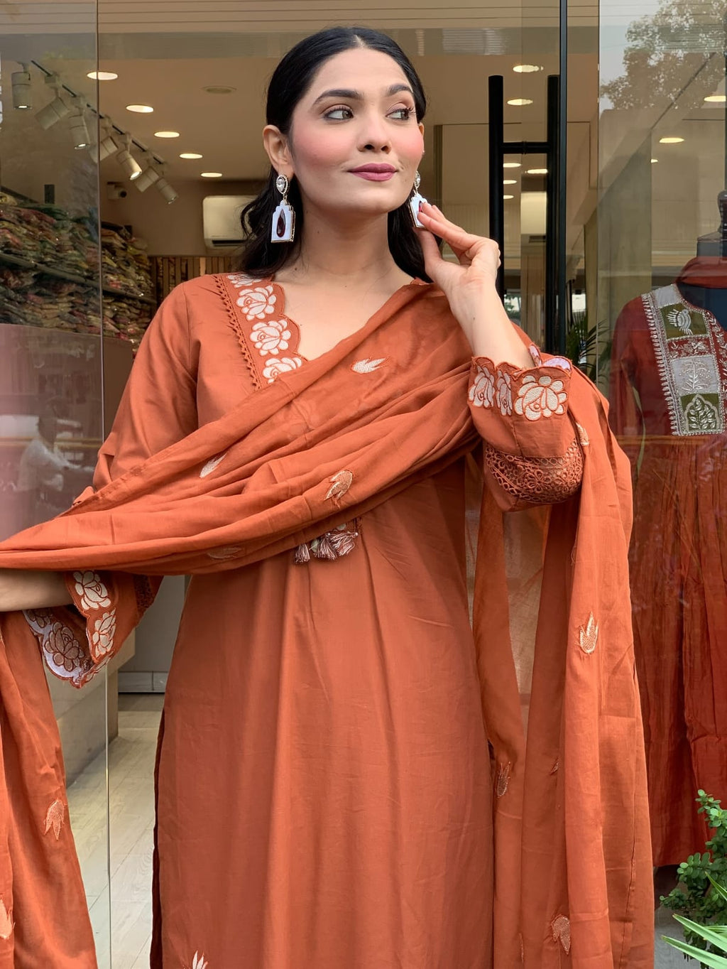 🌹🌹Pure fine Cotton fabric  Kurti with Pant with cotton 100-100 Dupatta🌹🌹 (PFAB1606)