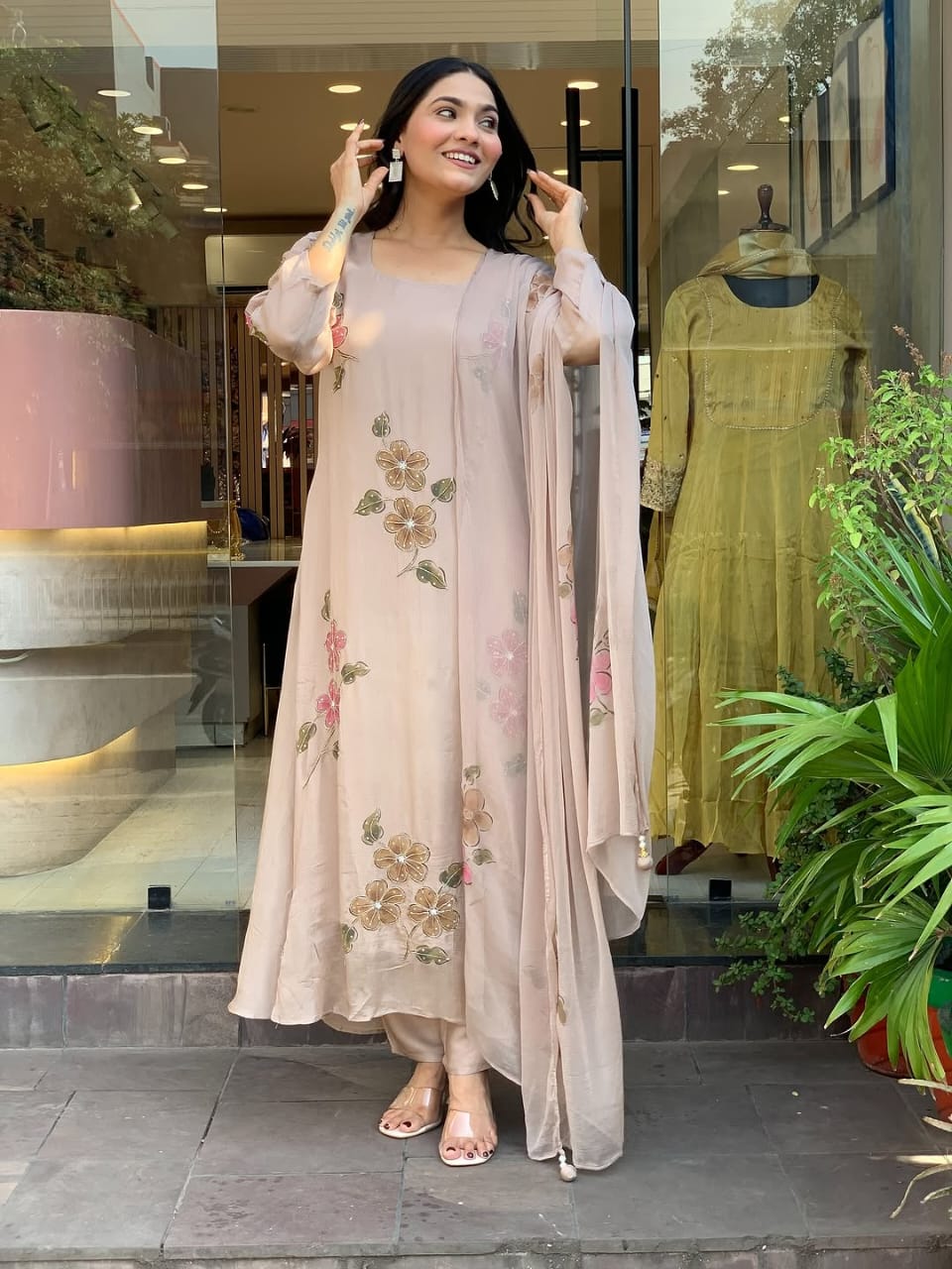 😍Presenting a New Party Wear Look Top , Pent, Duppata😍