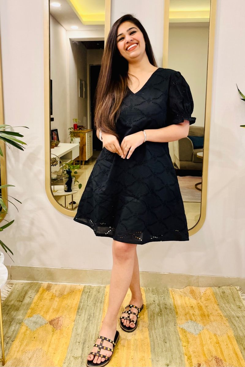 BLACK SCHIFFLI EMBROIDERED FLARED DRESS - salesmania