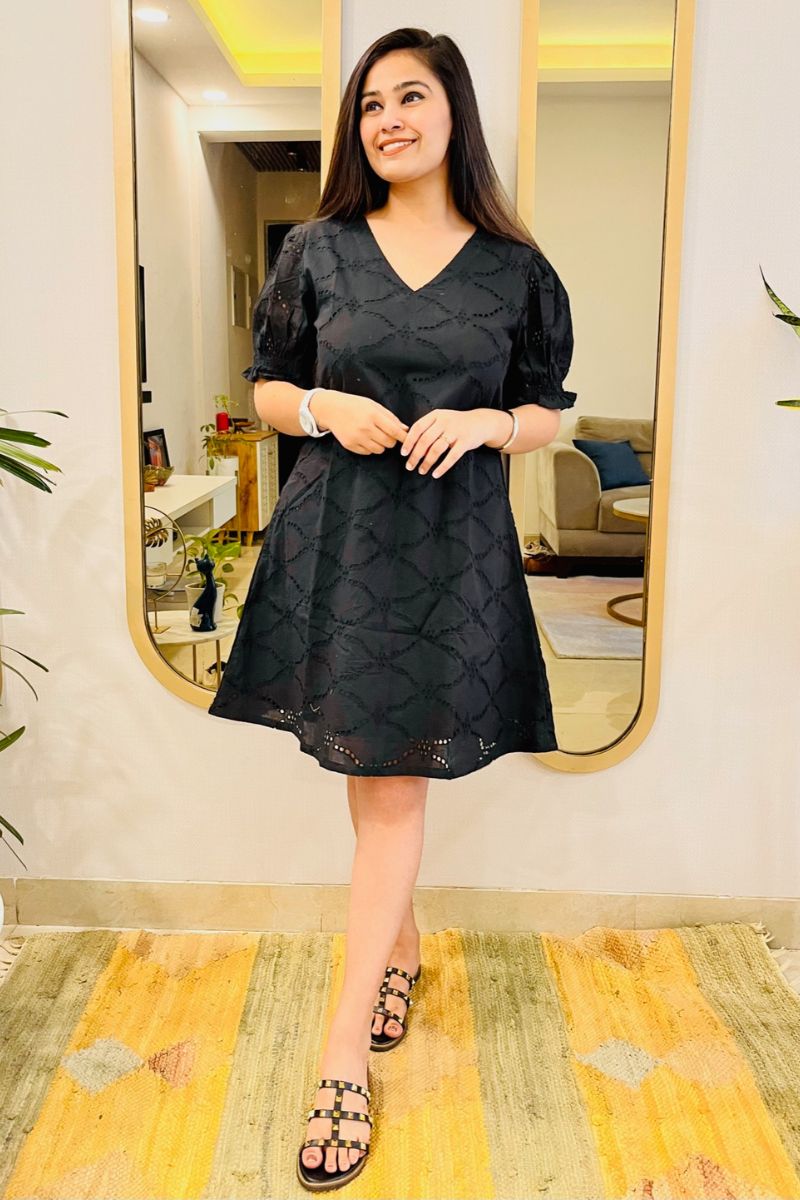 BLACK SCHIFFLI EMBROIDERED FLARED DRESS - salesmania