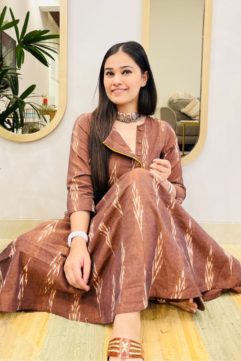 BROWN IKAT ANGRAKHA DRESS WITH YELLOW DETAIL - salesmania