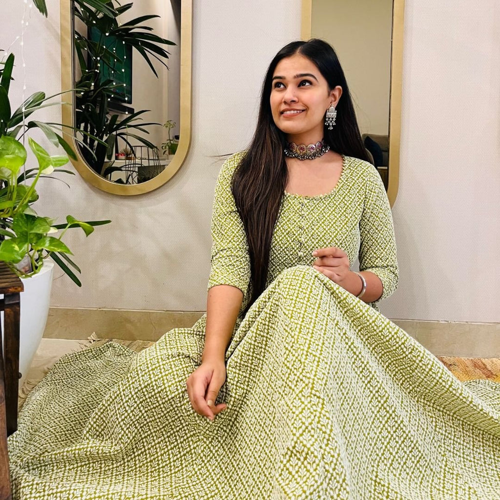 GREEN EMBROIDERED ANARKALI MAXI DRESS - salesmania