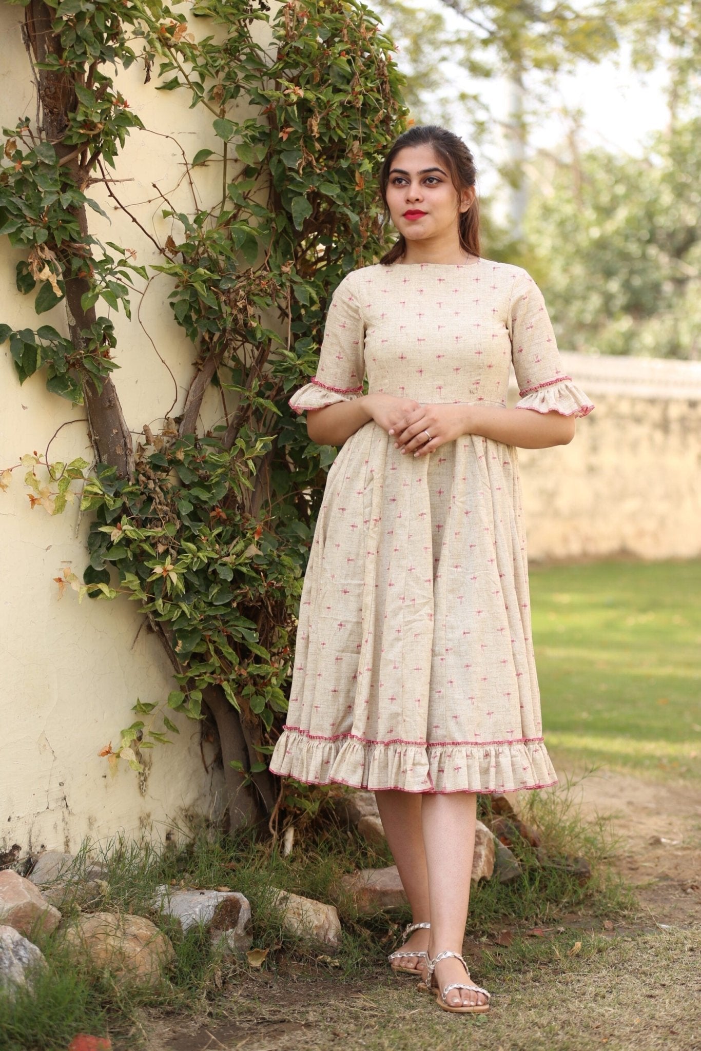 PINK FRILL KNEE LENGTH DRESS - salesmania