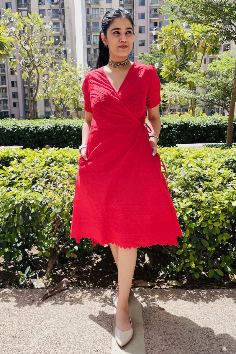 RED EMBROIDERED WRAP DRESS - salesmania