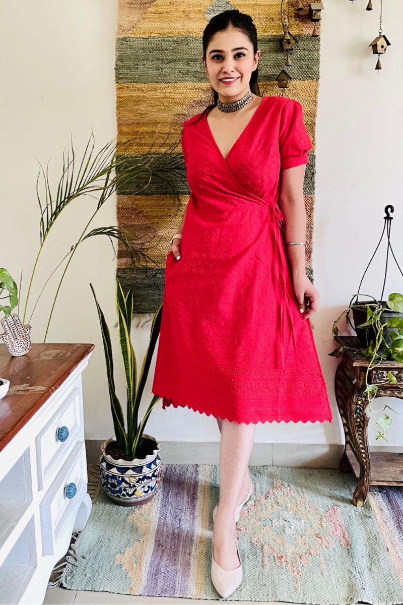RED EMBROIDERED WRAP DRESS - salesmania