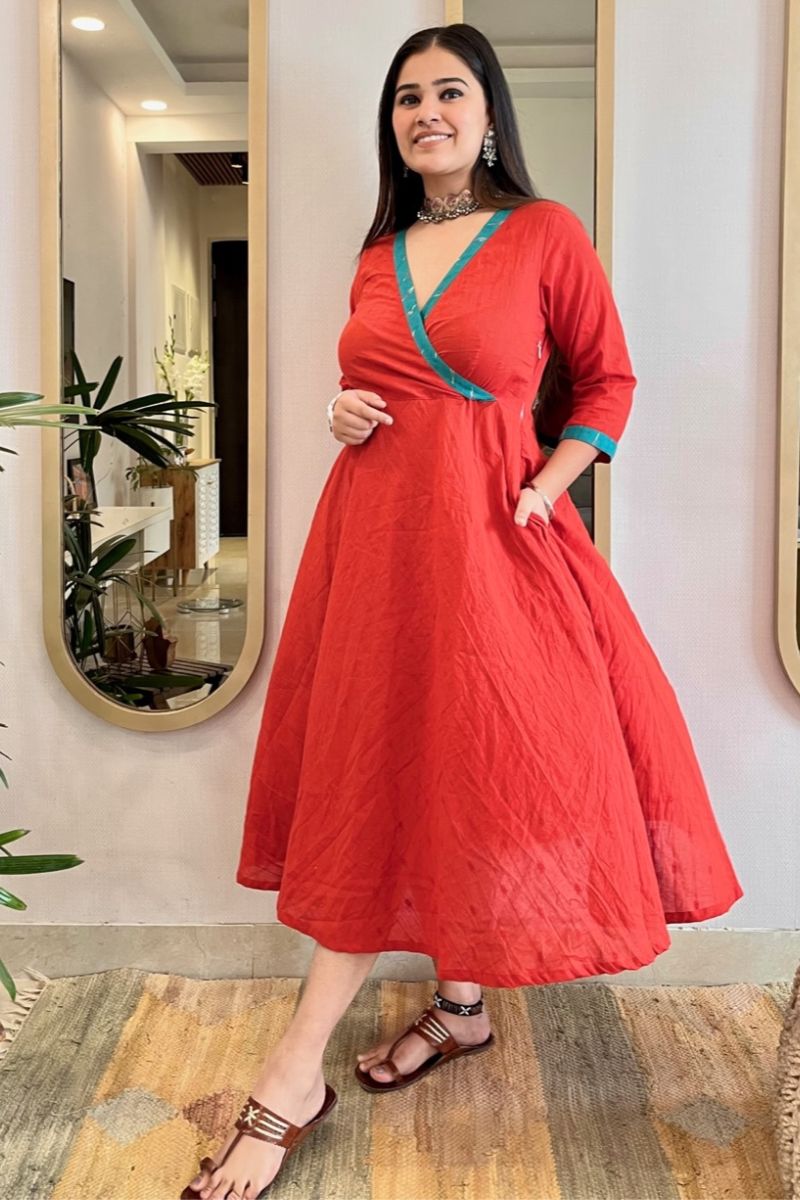 RUST EMBROIDERED VOLUMINOUS DRESS - salesmania