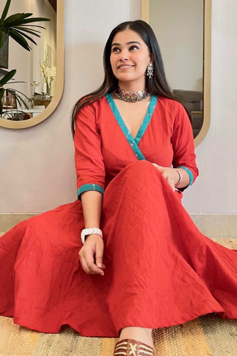 RUST EMBROIDERED VOLUMINOUS DRESS - salesmania